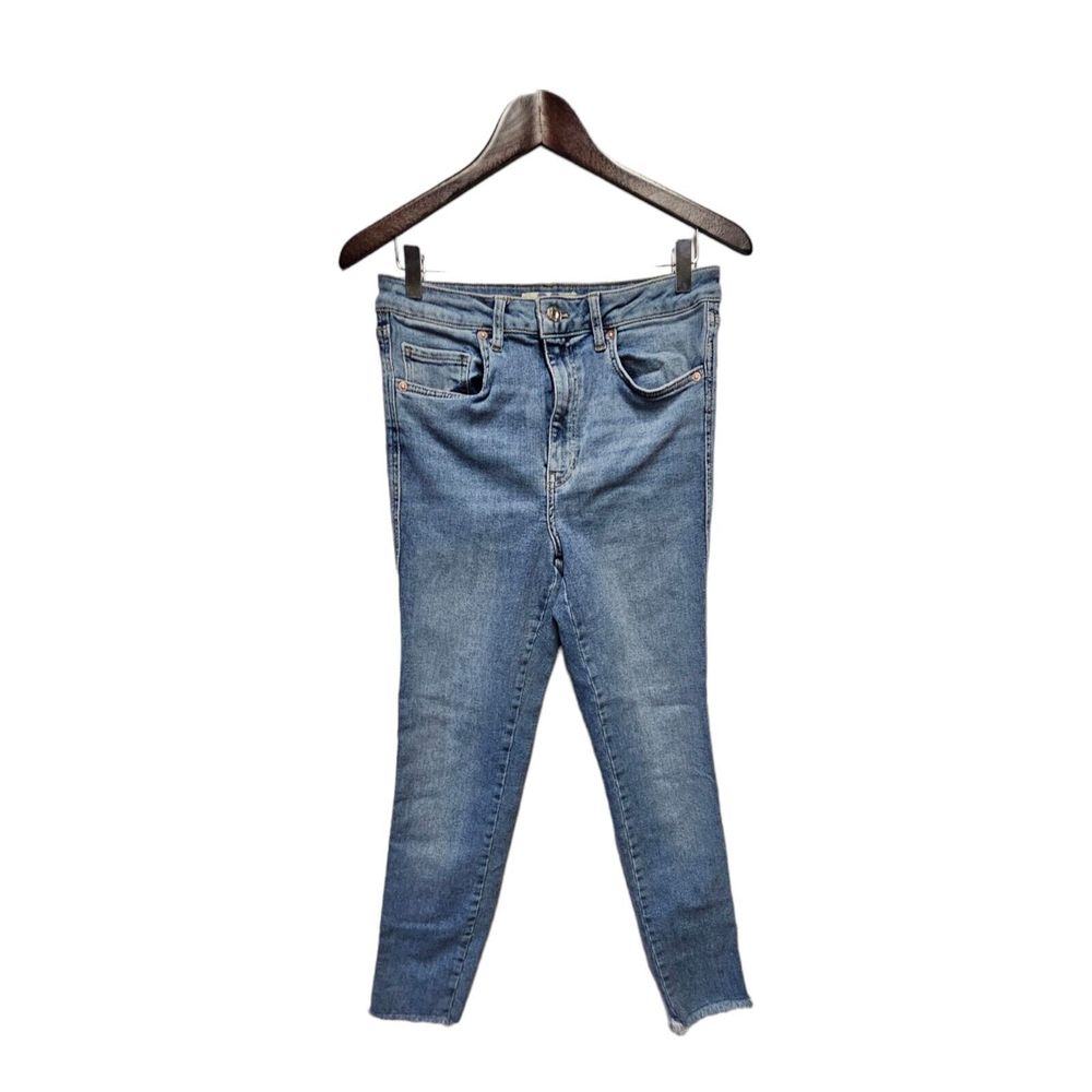 ✨‎ We The Free by Free People Cropped Skinny Jeans – Size 30 ✨